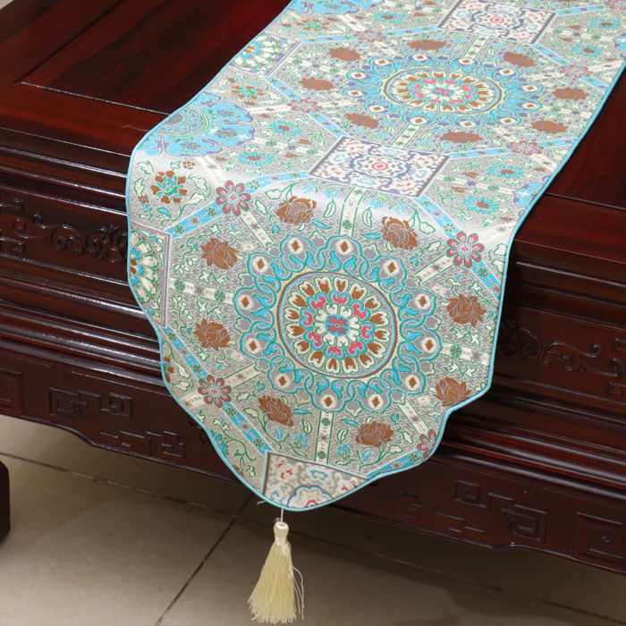 58_0US $ _Custom Luxury Jacquard Thicken Silk Satin Table Runner Wedding Party Decoration High density Chinese style Tablecloth Bed Runner_fancy table runners_table runnerbed runner - AliExpress